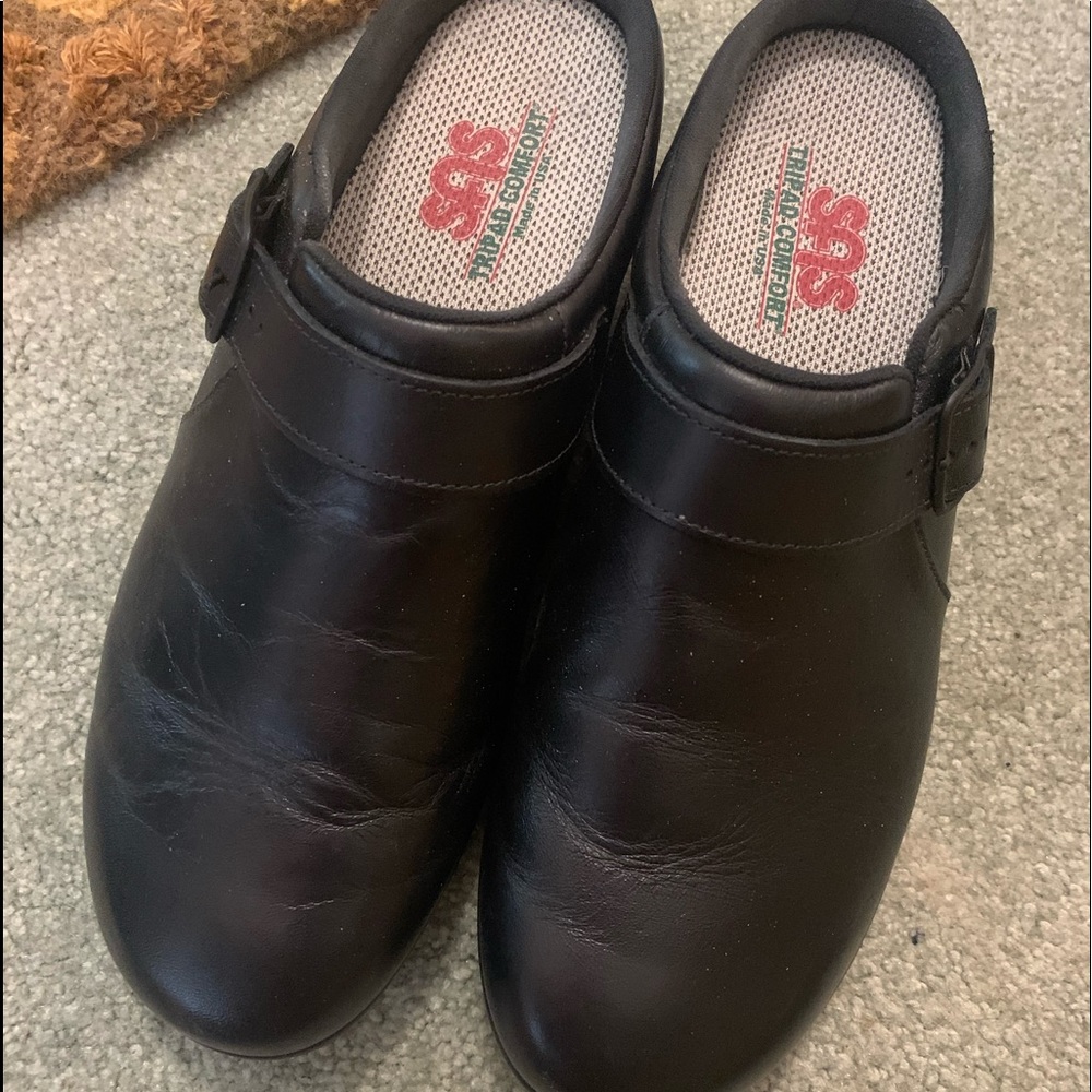 SAS shoes worn some but in excellent condition